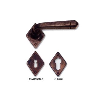 MANIGLIA PER PORTA 09019 PATENT